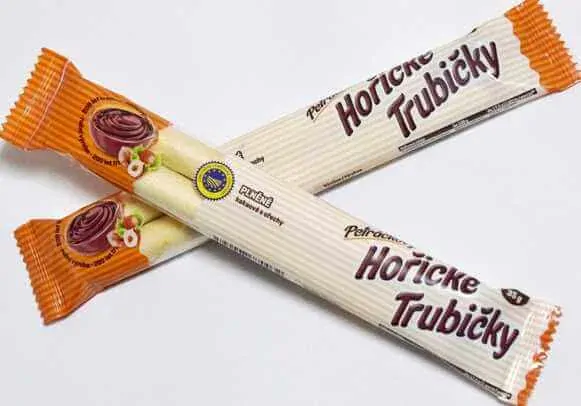 Hořické trubičky plněné kakaové s ořechy